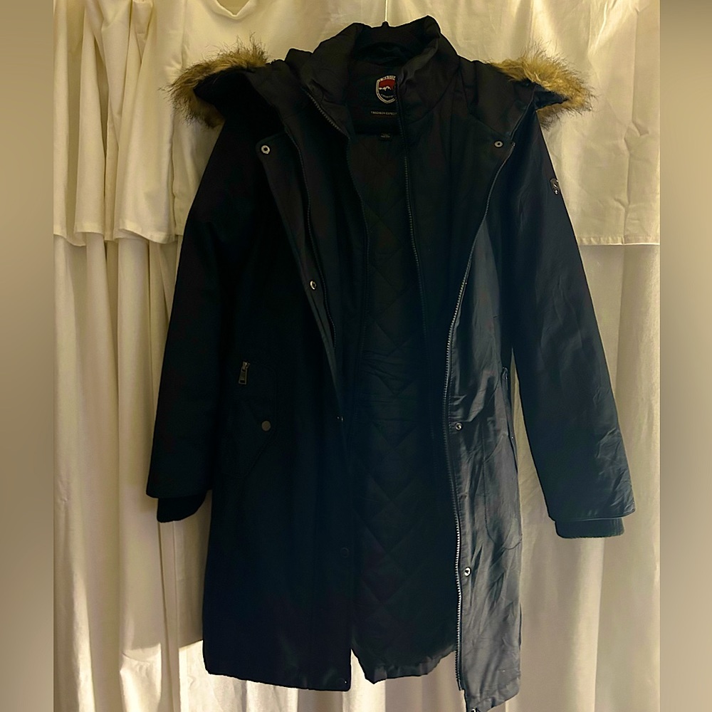 1 Madison Women’s Expedition Jacket